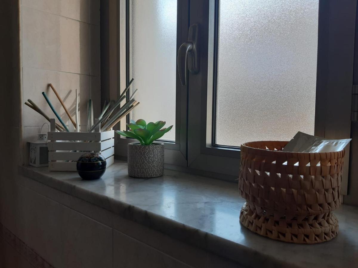 "Dint E Viche E Napule" Guest House Неаполь Екстер'єр фото